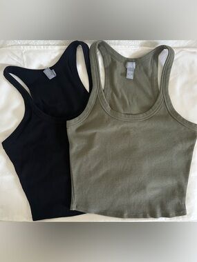 Bundle - Tilly's Olive Green & Black Ribbed Racerback Cropped Tops - Size XL